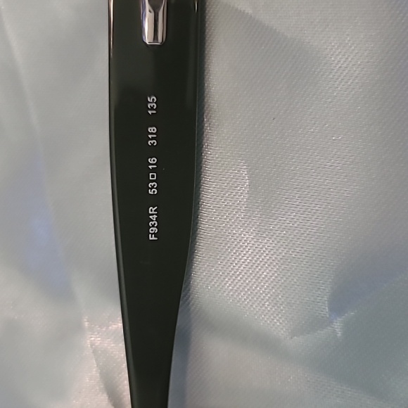 Fendi Eyeglasses - Picture 4 of 12